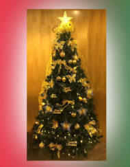 Christmas Tree With Gold Color Theme Decoration